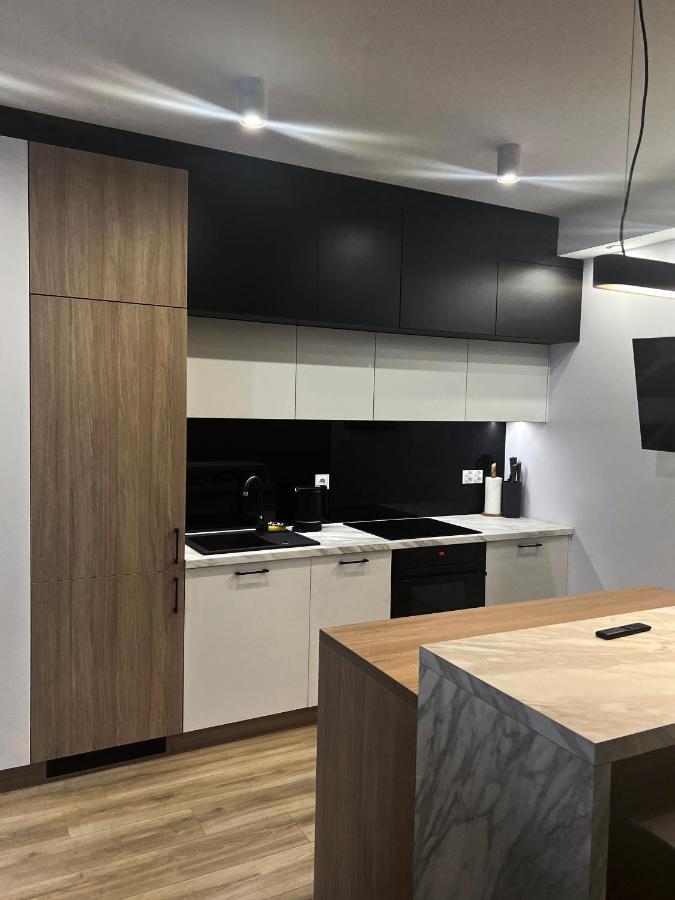 Amsterdam - Nowy Apartament W Centrum Z Prywatnym Zadaszonym Parkingiem Nowy Targ Exterior foto